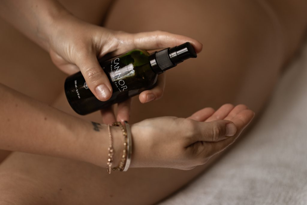 CBD Massage Oil, Cannor