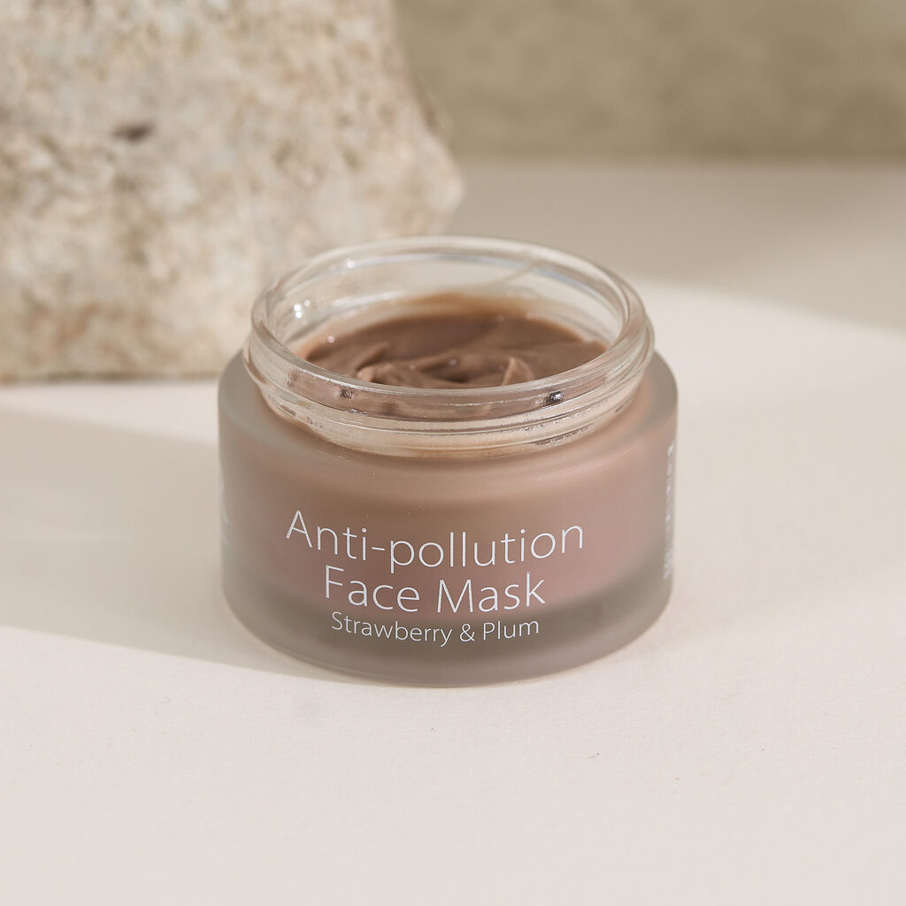 Anti-pollution Strawberry & Plum Face Mask, Cannor