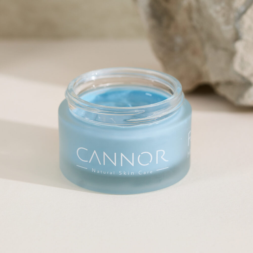 Face Scrub Blue Clay & Hazelnut, Cannor